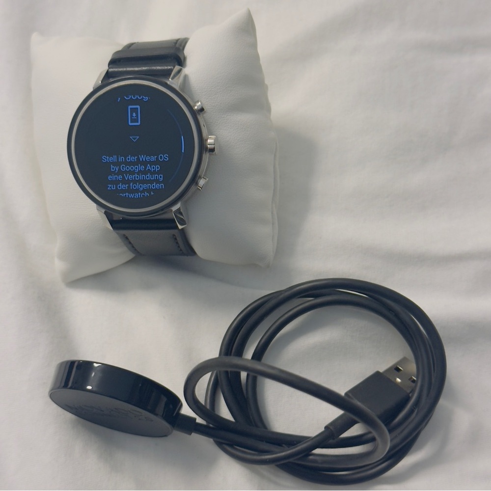 Movado Black Smartwatch Sleek Design